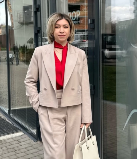 Магазин жіночого одягу VOVK