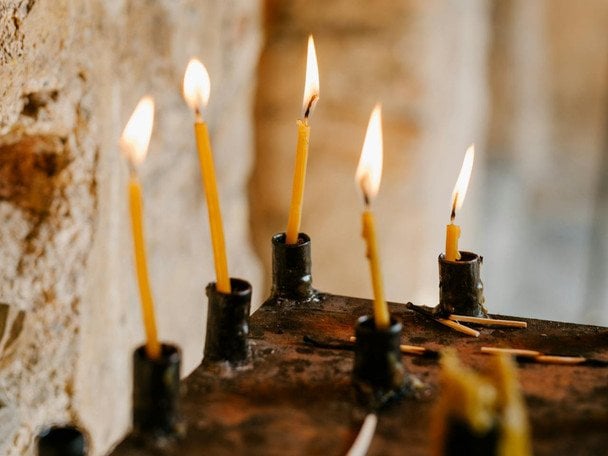 13 березня віряни святкують День перенесення мощей святого Никифора, патріарха Царгородського / © pexels.com