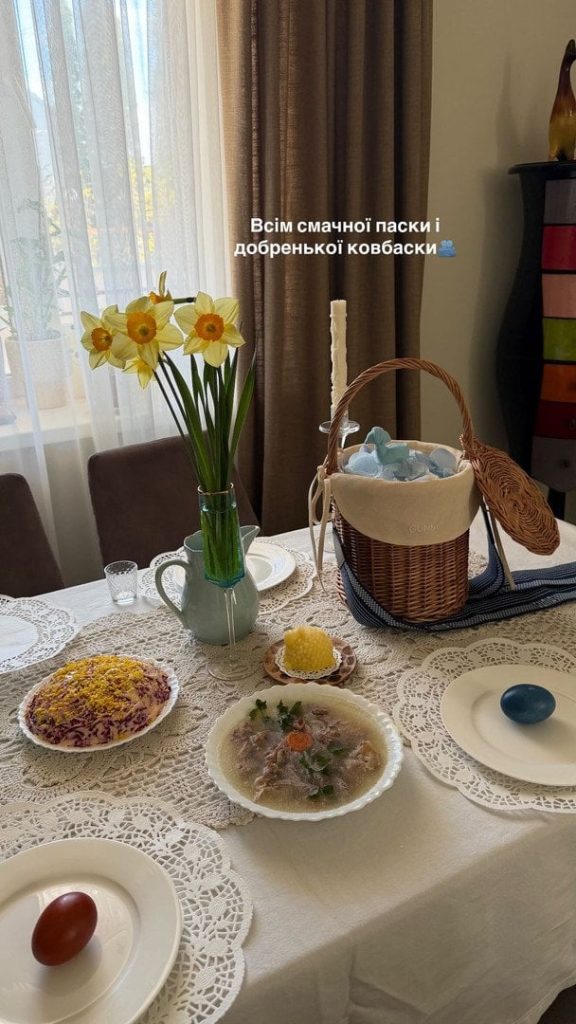 Сніданок Лесі Нікітюк на честь Великодня / © instagram.com/lesia_nikituk