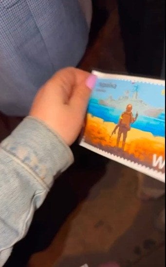 Підписана листівка Деніелем Редкліффом / © threads.com/@diana_pasko
