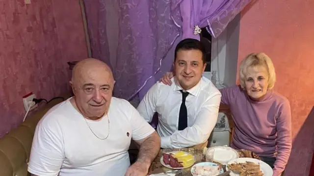 Батьки Зеленського Національність: подробиці про родину Володимира Зеленського