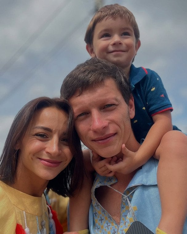 Ілона Гвоздьова з чоловіком та сином / © instagram.com/ilonagvozdeva