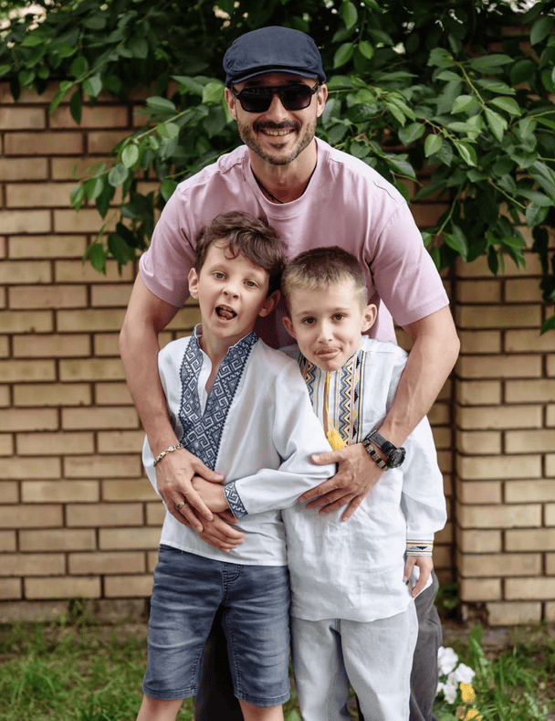 Андрій Федінчик з сином Андрієм та його другом / © instagram.com/andreyfedinchik